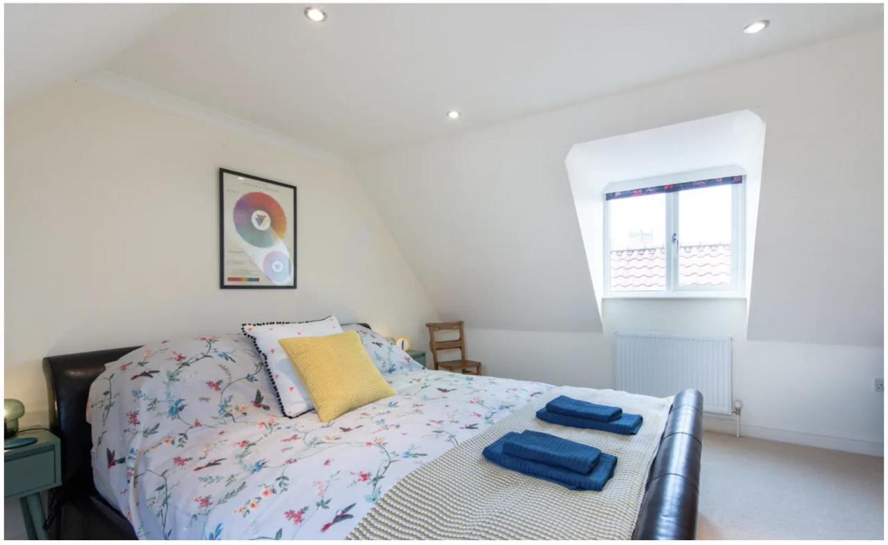 Wells City Centre, Quiet Mews House, Sleeps 6 Vila Exterior foto