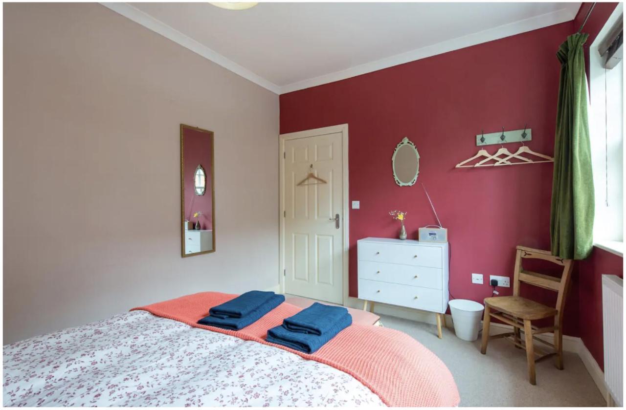 Wells City Centre, Quiet Mews House, Sleeps 6 Vila Exterior foto